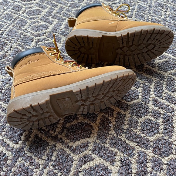 Eddie Bauer kids boots - Picture 4 of 4